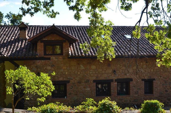 La Casona De Valfrio- Adults Only Guest House Collado  Exterior photo